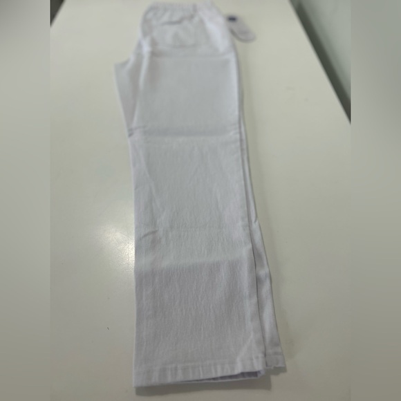 DG 2 Classic White Jeans - Picture 5 of 10